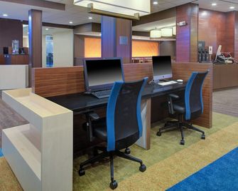 Fairfield Inn & Suites by Marriott Detroit Canton - Canton - Business center