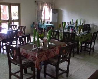 Coconut Grove Miners Lodge - Obuasi - Restaurante