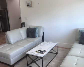 2 bedroom with living room - Prince George - Living room
