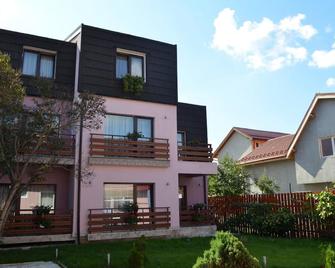 Pensiunea Andy - Braşov - Edificio
