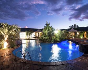 Arebbusch Travel Lodge - Windhoek - Pool