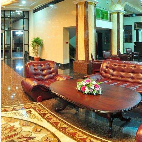 Golden Valley Hotel image 1