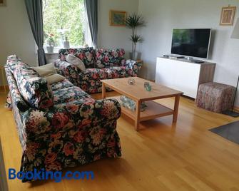 Skulebergets Frestelse - Docksta - Living room