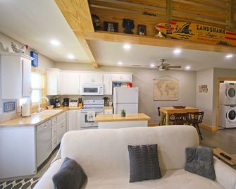 Gantt Lake house Andalusia AL . - Андалусія - Кухня