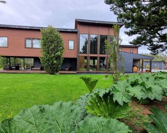 Entre Volcanes Lodge - Puerto Varas - Gebäude