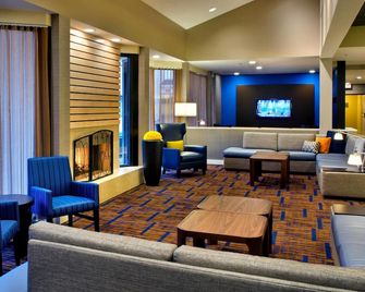 Courtyard by Marriott Syracuse Carrier Circle - East Syracuse - Lounge