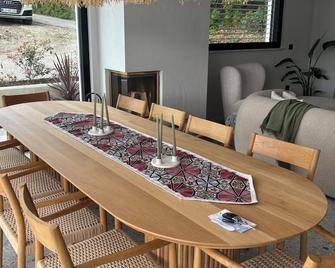 5-bedroom Vila Solini in the heart of Goriška brda with private pool - Kozana - Restaurant