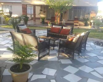 Palm & Rose Garden Golden Acres - Kwekwe - Patio