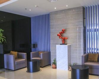 Jinjiang Inn Dalian North Railway Station - Dalian - Lounge