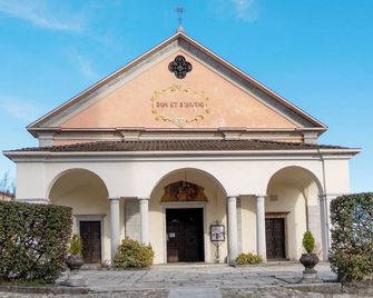 Apartment 'La Ghianda' with Terrace & Wi-Fi - Cossogno - Building