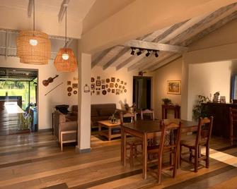 La Matilde Lodge - San Bernardino - Dining room