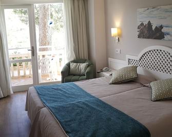 Hotel Pinos Playa - Santanyí - Slaapkamer