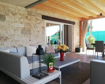 B&B Villa Pelèr - Lazise - Wohnzimmer