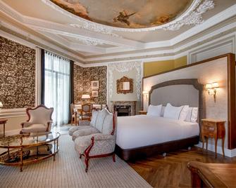 Hotel Palacio del Retiro, Autograph Collection - Madrid - Bedroom