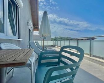 Family Apartments Stefan - Budva - Balcony