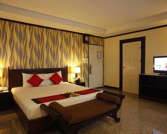 Royal Panerai Hotel - Chiang Mai - Bedroom