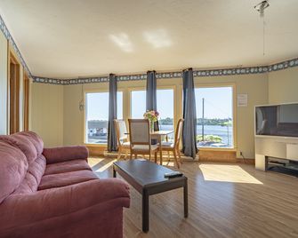 Novastar Motel On The Lake - Yarmouth - Soggiorno