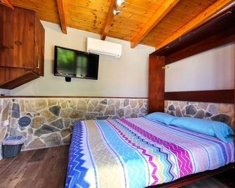 Beautiful Suite Room With Separate Bathroom - Villanueva de la Cañada - Chambre