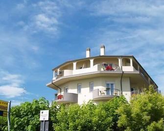 Hotel Moderno - Cervia - Edificio