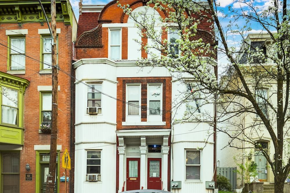 Welcome to A'more on W. Market! 2 beds 1 bath - Pottsville - Gebouw