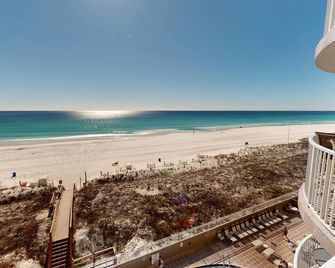 Island Princess Beach Resort by Panhandle Getaways - Fort Walton Beach - Beach