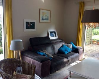 Pleasant and quiet house in Laroque Timbaut - Laroque-Timbaut - Wohnzimmer