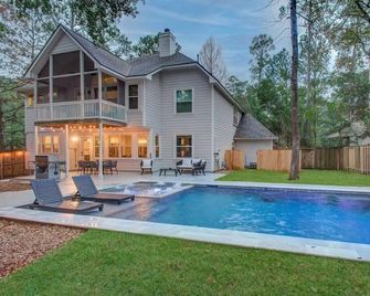 Luxury Mansion Dream Home - 6 Bed Pool Grill - The Woodlands