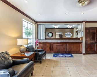 Suburban Studios near University of North Carolina-Charlotte - שרלוט - דלפק קבלה
