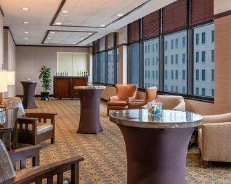 The Capital Suites Hotel - Columbus - Lounge