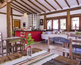 بوزادا ريفوجيو دا هارمونيا - إلهابيلا - مطعم