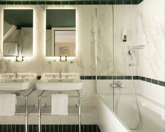 Almarine Eiffel Hotel & Spa by Malone - Paris