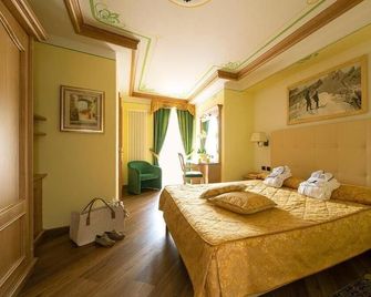 Hotel Alle Alpi - Moena - Bedroom