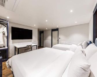 Sinan Equelim Hotel - Gwangju - Bedroom