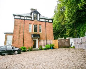 OYO Chandlers - Rothesay - Building