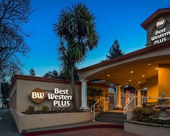 Best Western Plus Riviera - Menlo Park - Bâtiment