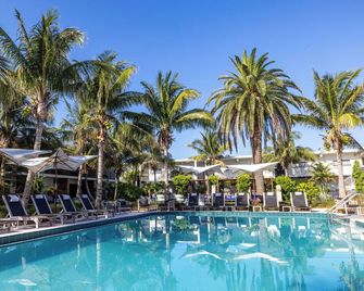Bali Hai Beachfront Resort And Spa - Anna Maria - Pool