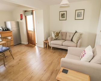 The Wash House - Banbury - Living room