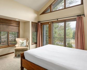 Upper Telemark Drive Home at Deer Valley Resort - 7 Bedroom Home with Hot Tub #2960 7 Home - Park City - Bedroom