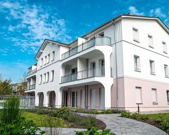 'Dünen-Residenz' Apartment 12 - Ostseebad Wustrow - Gebäude