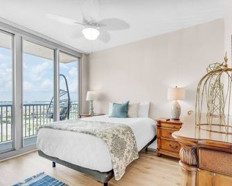 Breathtaking Gulf and Bay Views-3BR Emerald Dolphin 610 - Pensacola Beach - Schlafzimmer