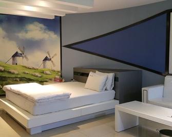 Hotel Wawa - Daegu - Habitación