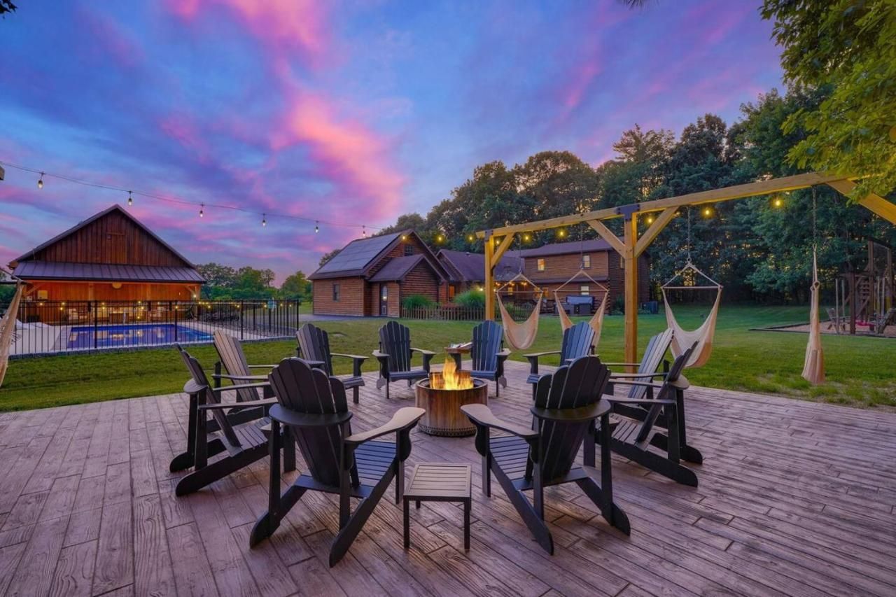 Ridgetop Cabin