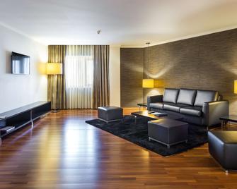 Radisson Blu Hotel, Lisbon - ליסבון - סלון