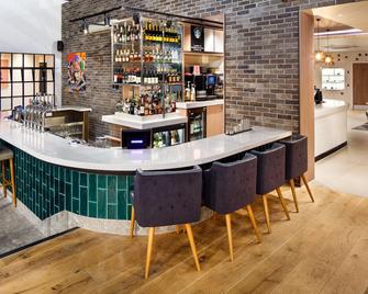 Holiday Inn Brentwood M25, Jct.28 By IHG - ברנטווד - בר