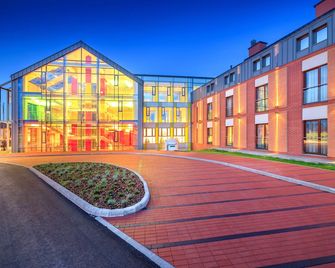 Sloneczny Zdroj Medical Spa & Wellness - Бусько-Здруй - Будівля