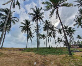 OYO 90209 Bayu Chalet - Kota Bharu - Gebouw
