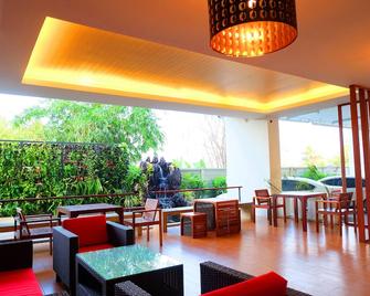 The Pride - Sam Phran - Lounge