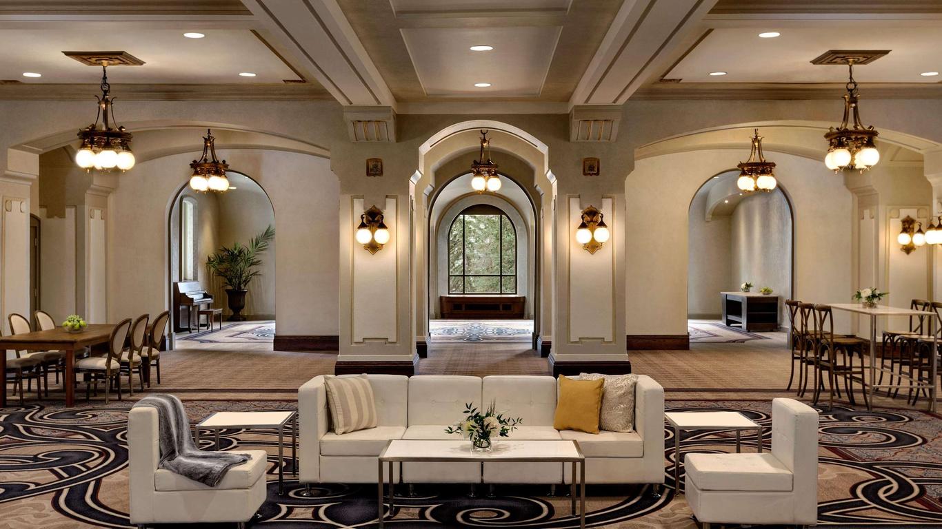 Fairmont Banff Springs