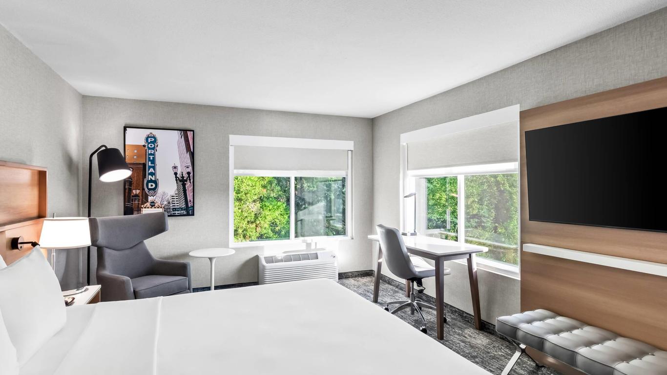 Radisson Hotel Portland Airport