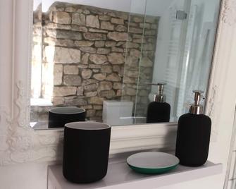 Peaceful cottage in heart of Winchcombe - Winchcombe - Kitchen